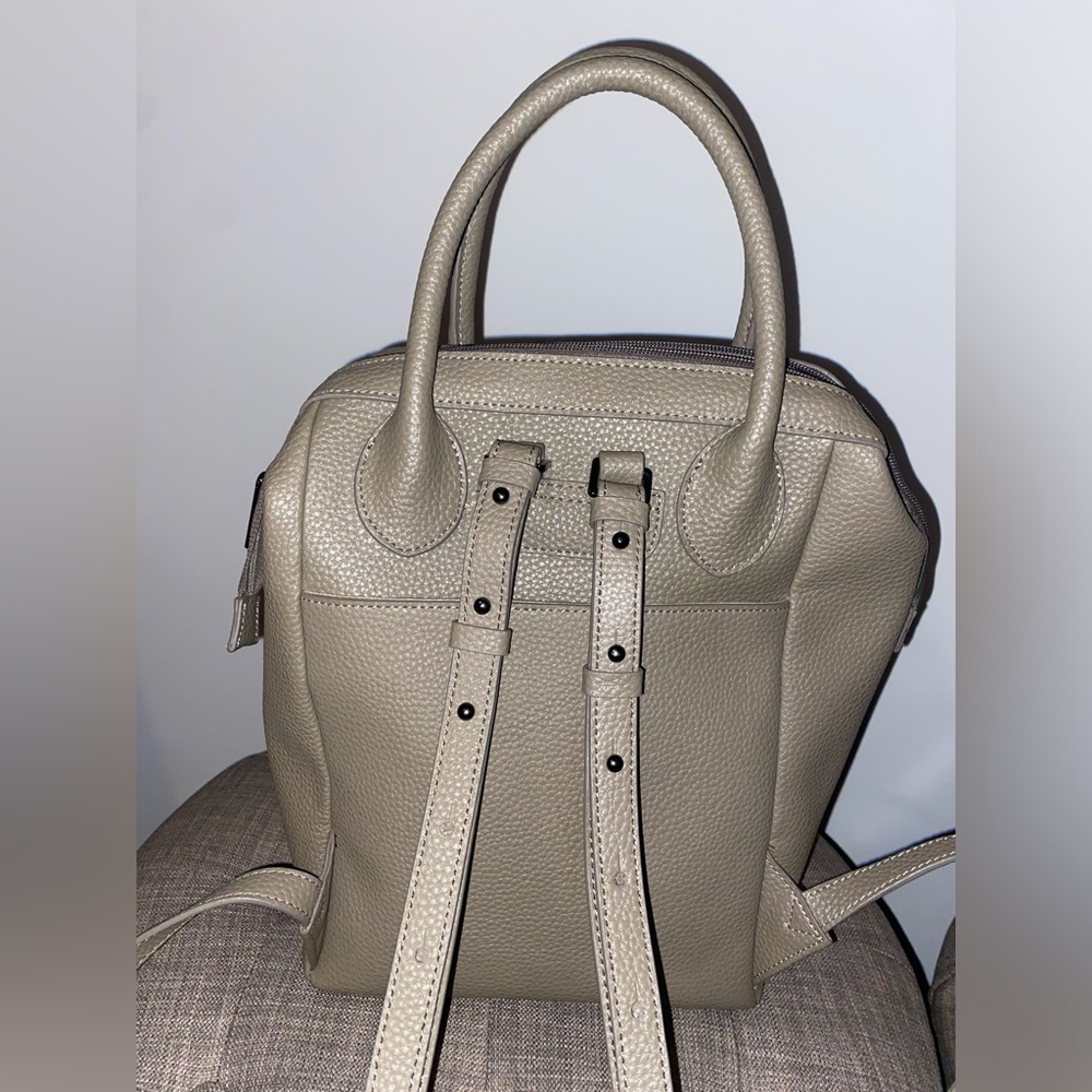 Beck. Leather Pack Mushroom Light Taupe